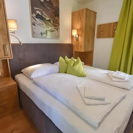 Apartment Sonnenhang Top 8 Aan Skilift Met Sauna Neukirchen am Grossvenediger